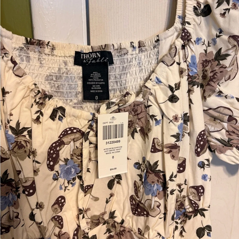 Hot topic mushroom dress plus - Picture 2 of 2